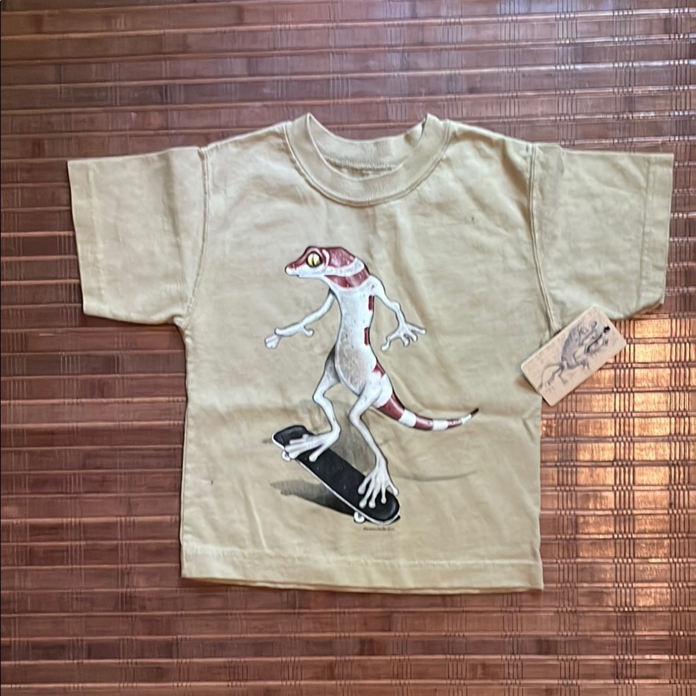 Tan Kids T-Shirt with Skateboarding Lizard